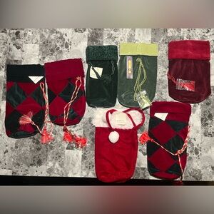 7 Velvet Christmas Wine Bags